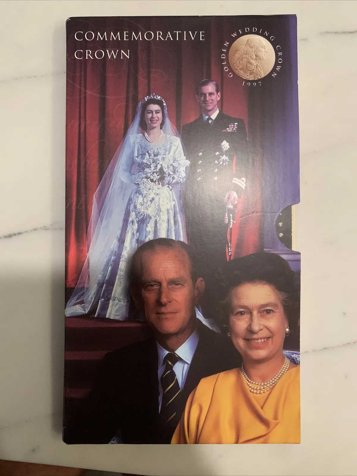 1997 Uk Golden Wedding Anniversary Queen Elizabeth Ii Commemorative £5 Coin Pack