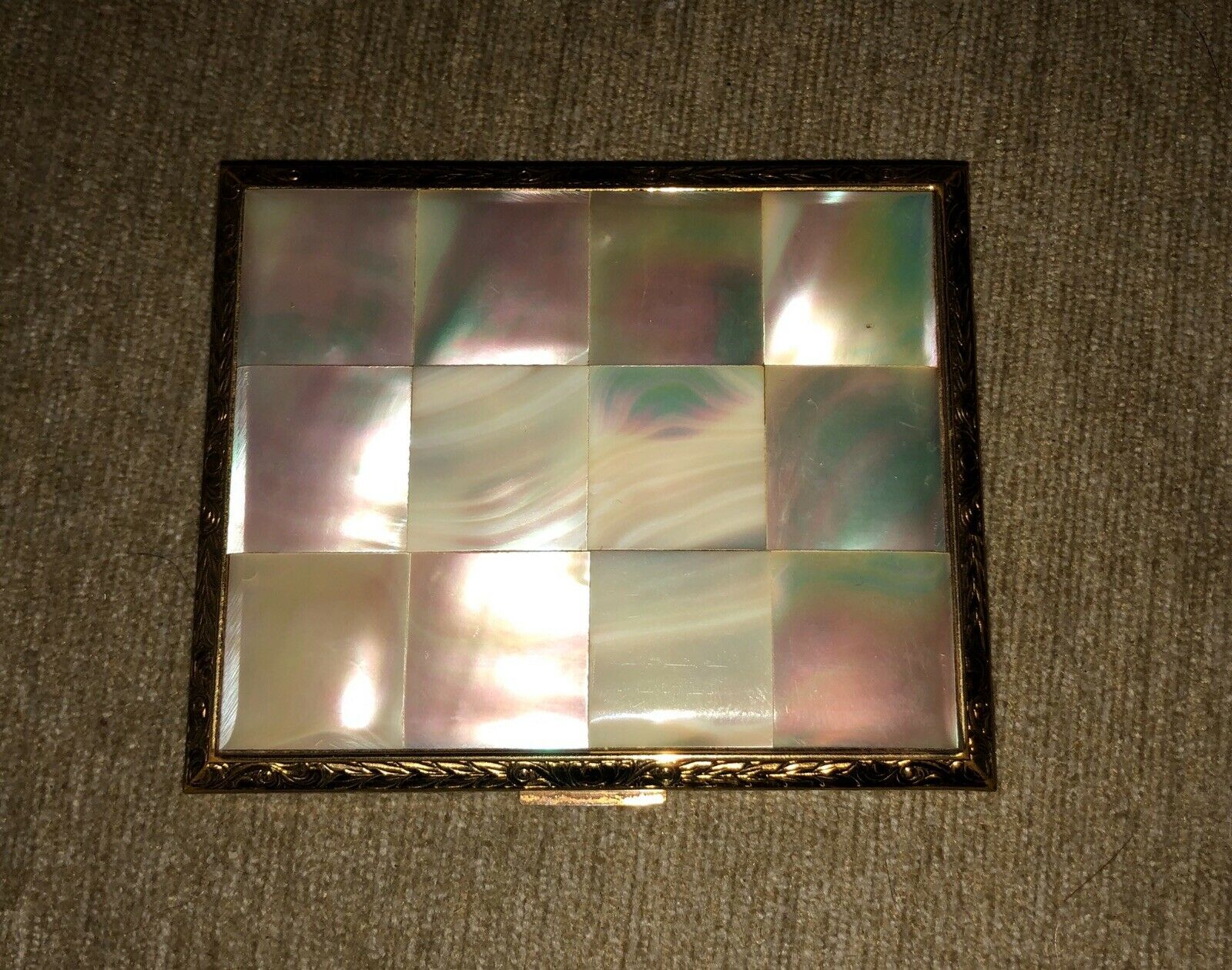 Vintage American Beauty Compact Mother Of Pearl